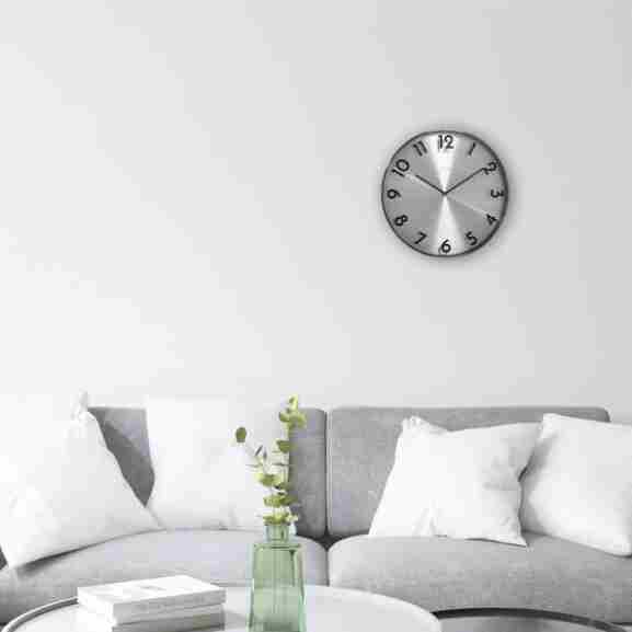 NeXtime Reflection wandklok met mysterieuze details