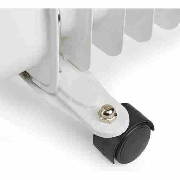 Vooraanzicht van de witte Nedis Htoi30Wt9 olieradiator met 3 warmte standen