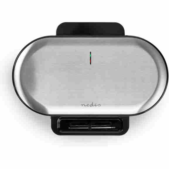 Nedis Kawp110Fbk wafelijzer geïllustreerd in zwart/zilver, klaar voor gebruik