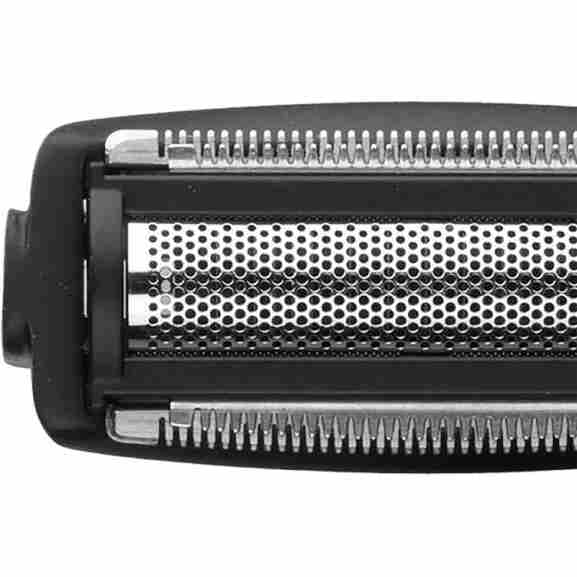 Babyliss BG120E bodytrimmer met 31 mm breed mes en drie opzetkammen voor 3, 5 en 7 mm haarlengtes
