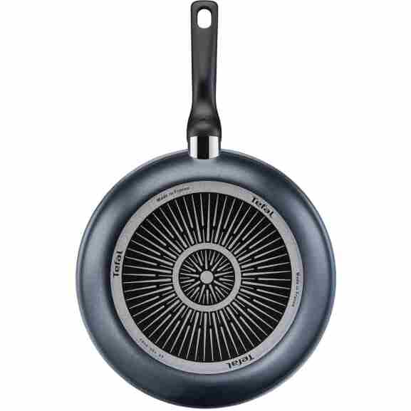 Tefal XL Force koekenpan zwart 28 cm van hoogwaardig aluminium met duurzame titanium anti-aanbaklaag, Thermo-Spot
