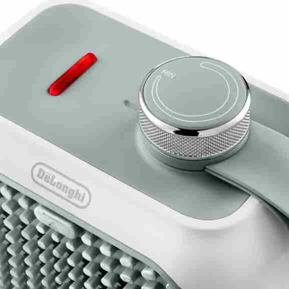 Delonghi HFX10B03.GR keramische ventilatorkachel met 360W vermogen in groen/wit, zorgt voor een zachte wolk van warmte