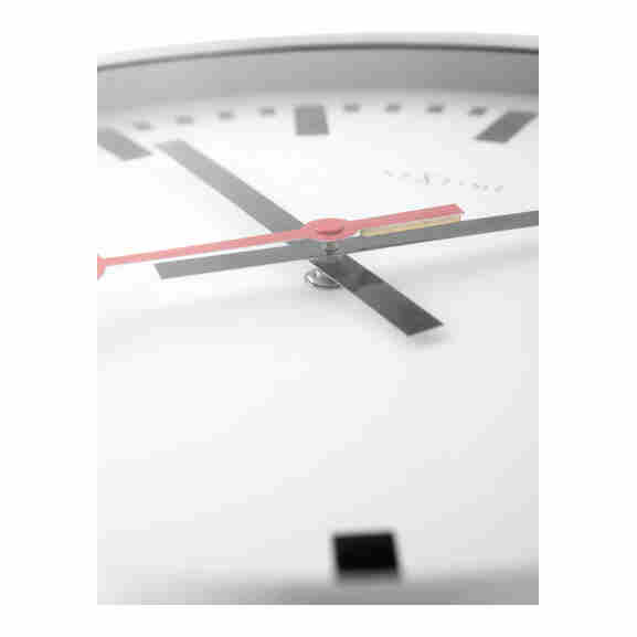 NeXtime Station wandklok met rode opengewerkte secondewijzer